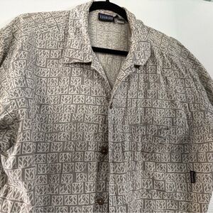 Patagonia Cotton button down short sleeved Patterned Shirt
